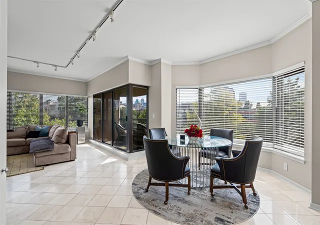 3030-mckinney-ave-306-dallas-tx-75204/hzid_0c4883a2