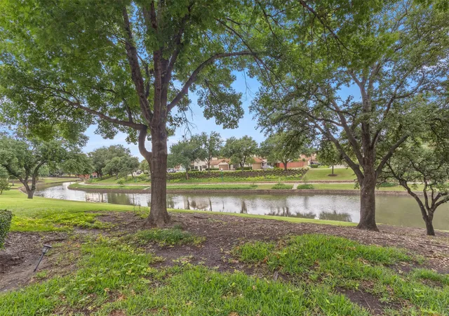 563-ranch-trl-217-irving-tx-75063/hzid_e69bee34