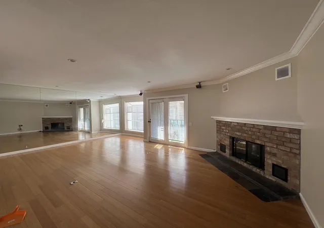 2020-n-garrett-ave-107-dallas-tx-75206/hzid_d6c6bdda