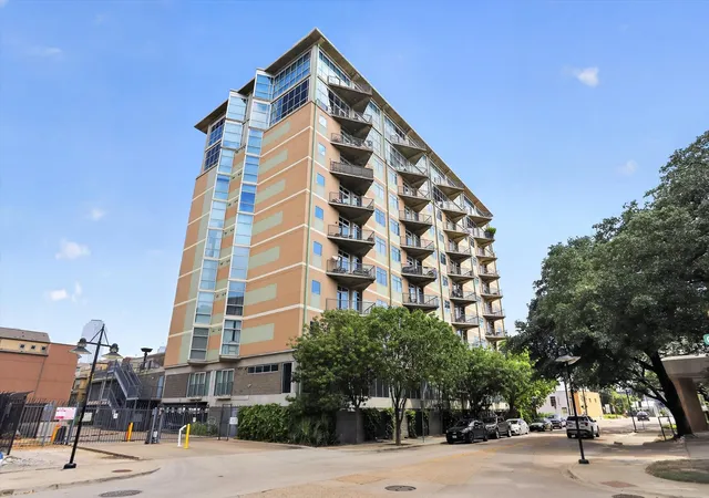1001-belleview-st-703-dallas-tx-75215/hzid_d937afce
