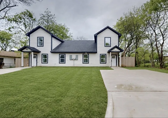 1213-mill-st-a-b-gainesville-tx-76240/hzid_1ac4567d