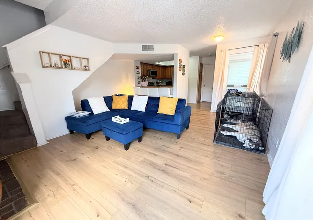 2312-balsam-dr-a214-arlington-tx-76006/hzid_e74daa9d