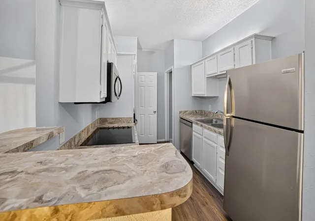 2101-count-fleet-dr-511-arlington-tx-76011/hzid_cc8c63ec