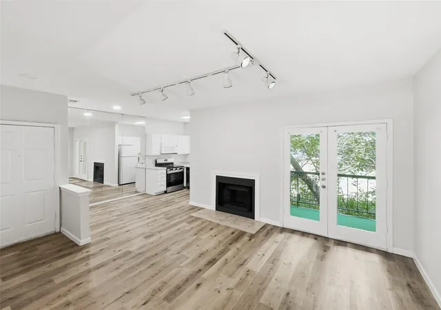 7126-holly-hill-dr-210-dallas-tx-75231/hzid_06950572
