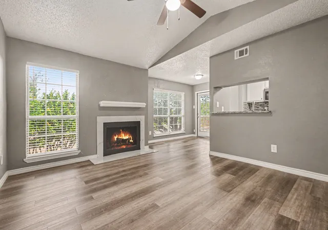 3645-w-northgate-dr-201-irving-tx-75062/hzid_08881c57