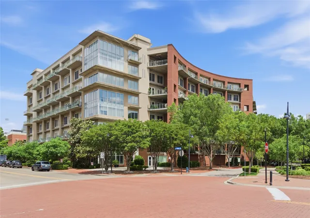 5055-addison-cir-713-addison-tx-75001/hzid_ef749579