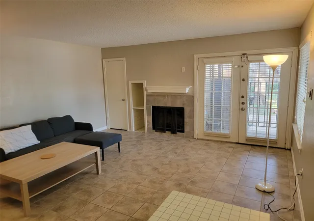 9803-walnut-st-102-dallas-tx-75243/hzid_c969f17e