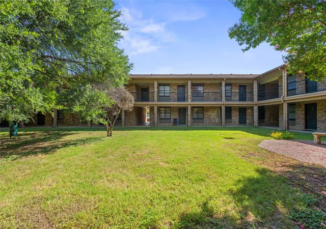 1214-baylor-ave-111-waco-tx-76706/hzid_cdd11913