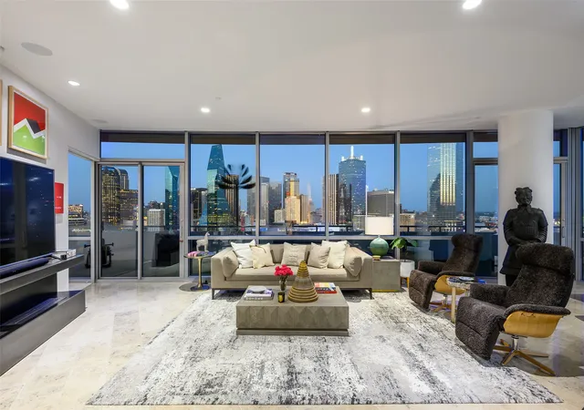 2200-victory-ave-2304-dallas-tx-75219/hzid_68273671