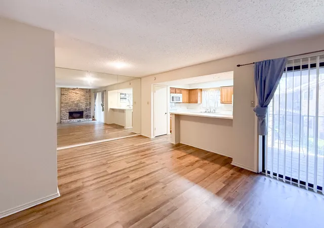 15221-berry-trail-106-dallas-tx-75248/hzid_cfed1f01
