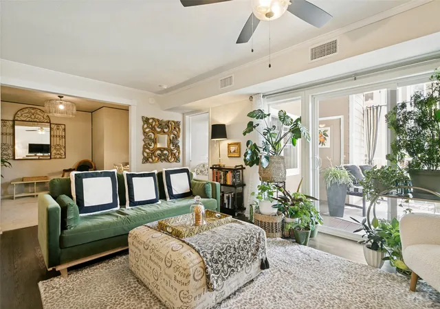 8381-davis-blvd-202-north-richland-hills-tx-76182/hzid_d207e96e