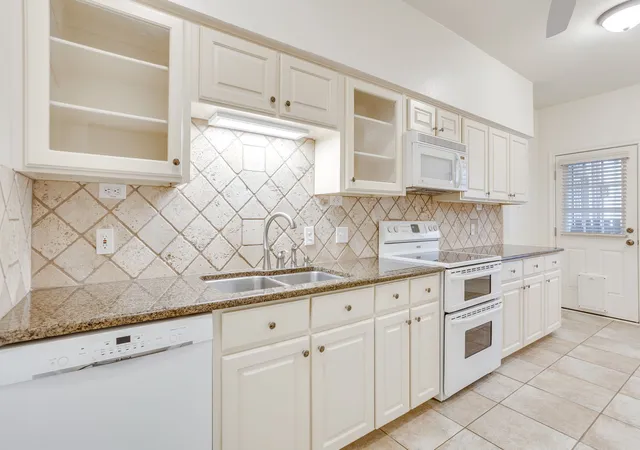 4403-s-bellaire-dr-123-fort-worth-tx-76109/hzid_0fb37dee