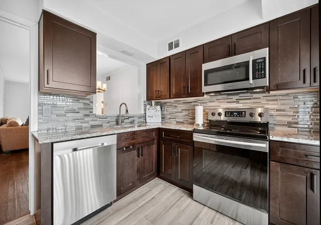 3609-parkridge-dr-204-dallas-tx-75234/hzid_eb481947