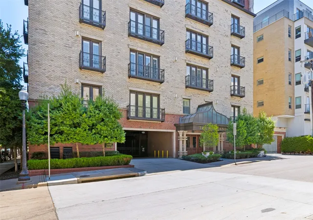 2848-woodside-st-4c-dallas-tx-75204/hzid_19aa8bf5