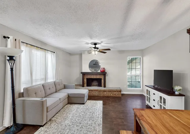 9611-walnut-st-1105-dallas-tx-75243/hzid_b474ff65