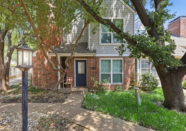 17735-windflower-wy-106-dallas-tx-75252/hzid_d539409e