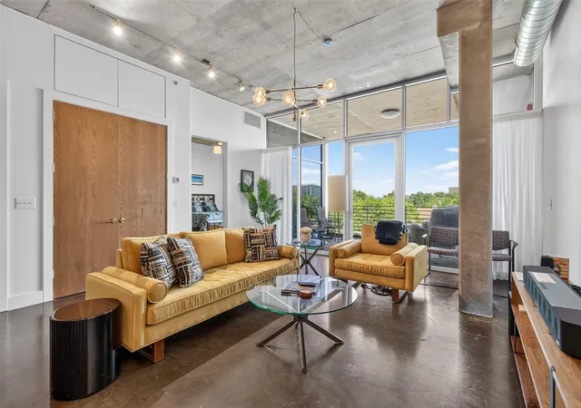 3030-bryan-st-306-dallas-tx-75204/hzid_add51c2e