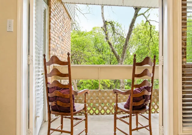 8550-fair-oaks-xing-114-dallas-tx-75243/hzid_bc00808e