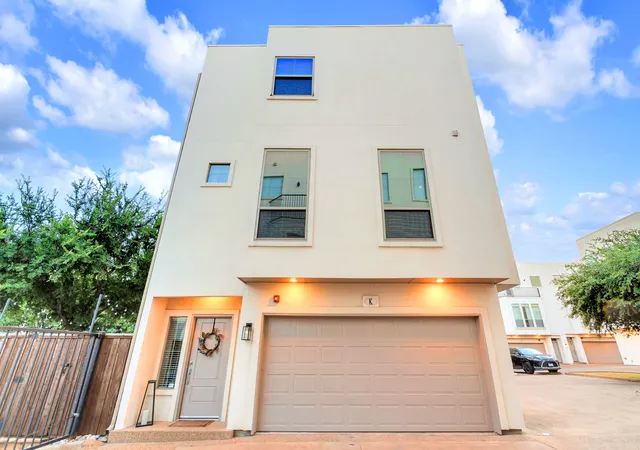 2100-n-fitzhugh-ave-k-dallas-tx-75204/hzid_8123b1b9