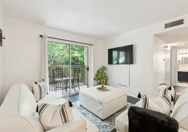 4845-cedar-springs-rd-173-dallas-tx-75219/hzid_a593d6e9