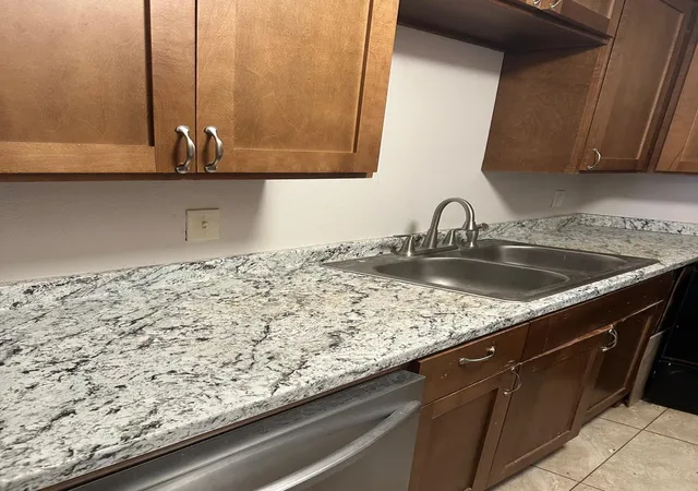 9809-walnut-st-e-107-dallas-tx-75243/hzid_160ca7ef