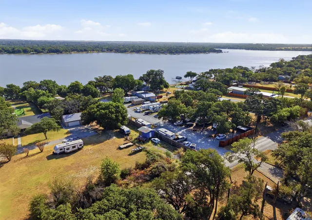 7170-briar-1-rd-azle-tx-76020/hzid_ceea6b30