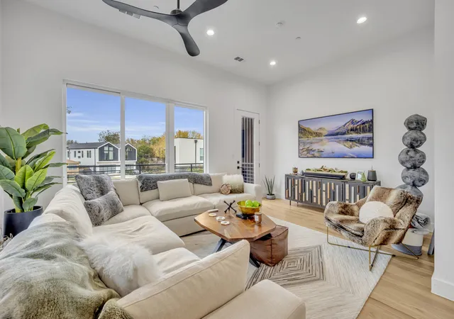 4631-belmont-ave-202-dallas-tx-75204/hzid_e27d1fc9