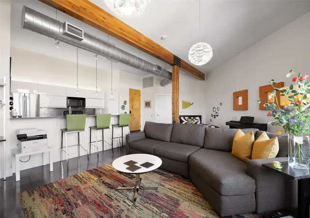2502-live-oak-st-329-dallas-tx-75204/hzid_afe71724