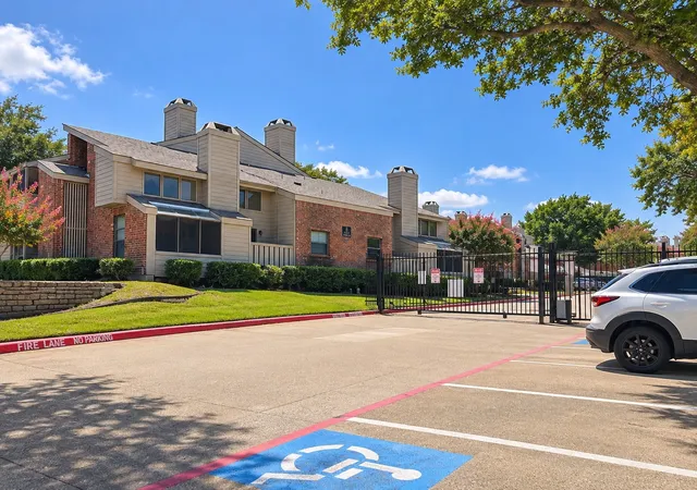 9600-royal-ln-102-dallas-tx-75243/hzid_c2a3dbad
