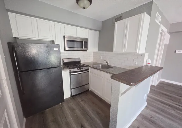 9801-walnut-st-307-dallas-tx-75243/hzid_8f2a8208