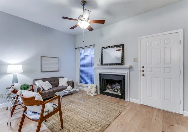 3904-rawlins-st-111-dallas-tx-75219/hzid_d390684c