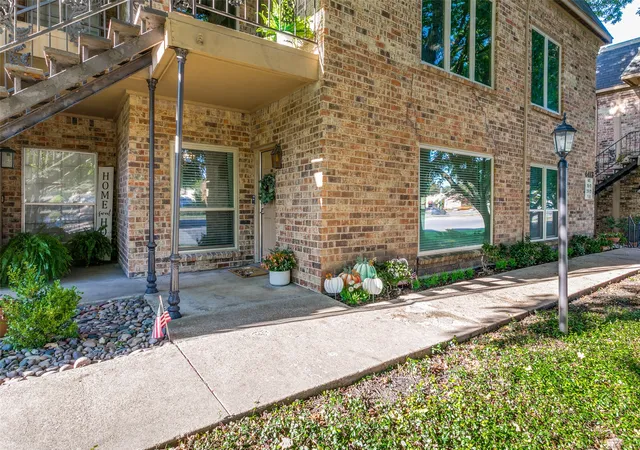 4413-bellaire-dr-s-104s-fort-worth-tx-76109/hzid_56c0a126