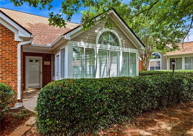 3783-vineyards-lake-cir-nw-21-kennesaw-ga-30144/hzid_0c9beff0