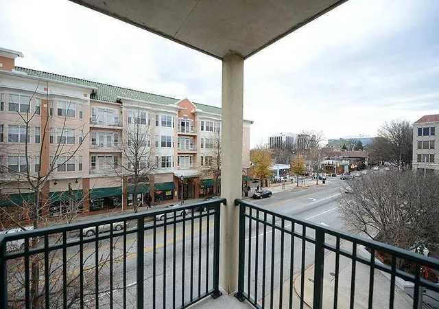 230-e-ponce-de-leon-ave-106-decatur-ga-30030/hzid_09b54c8d