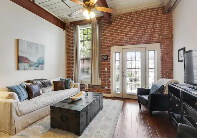 1261-caroline-st-ne-104-atlanta-ga-30307/hzid_7d90e0aa