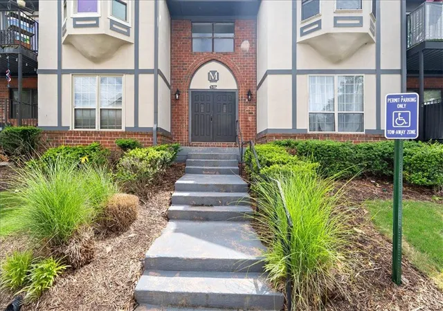 6851-roswell-rd-m5-sandy-springs-ga-30328/hzid_26037c69