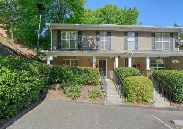 3180-seven-pines-ct-5-atlanta-ga-30339/hzid_6e71033b