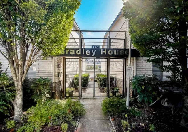 3501-roswell-rd-ne-206-atlanta-ga-30305/hzid_1d30dd6f