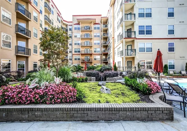 230-e-ponce-de-leon-ave-404-decatur-ga-30030/hzid_ee3641e3