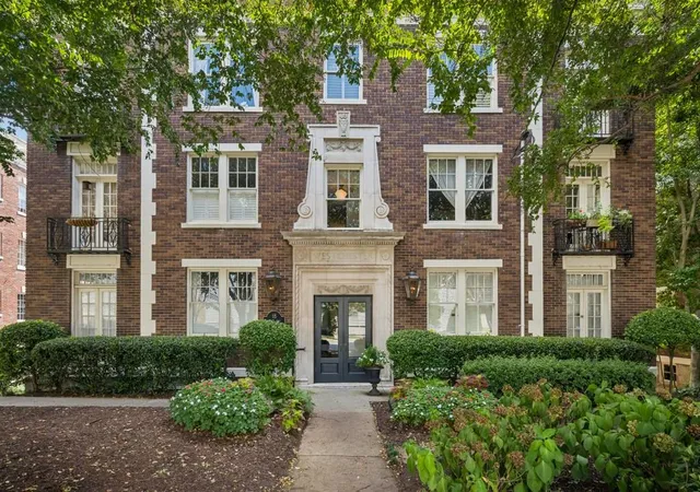 18-collier-rd-nw-10-atlanta-ga-30309/hzid_6816da6d