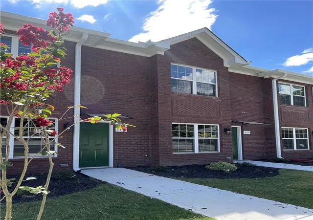 2451-ter-view-nw-gainesville-ga-30501/hzid_26ed6c62