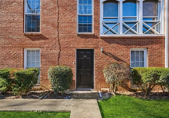 1166-booth-rd-sw-202-marietta-ga-30008/hzid_c7a25853