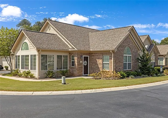 1701-silver-summit-dr-se-conyers-ga-30094/hzid_f50fabf7