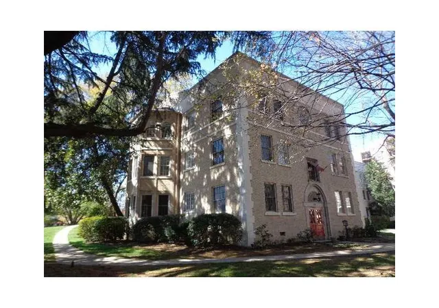 2222-peachtree-rd-nw-a2-atlanta-ga-30309/hzid_a47262d9