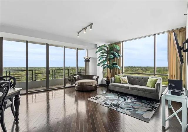 700-park-regency-pl-ne-2002-atlanta-ga-30326/hzid_ce15b2aa