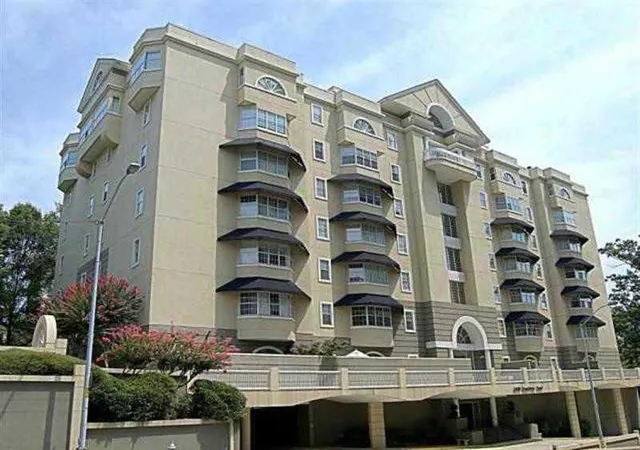 2499-peachtree-rd-ne-608-atlanta-ga-30305/hzid_f5f791a7