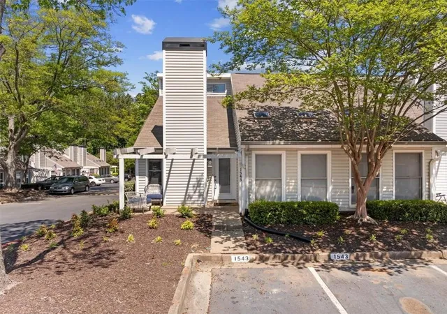 1543-planters-ridge-ln-alpharetta-ga-30004/hzid_4897be54