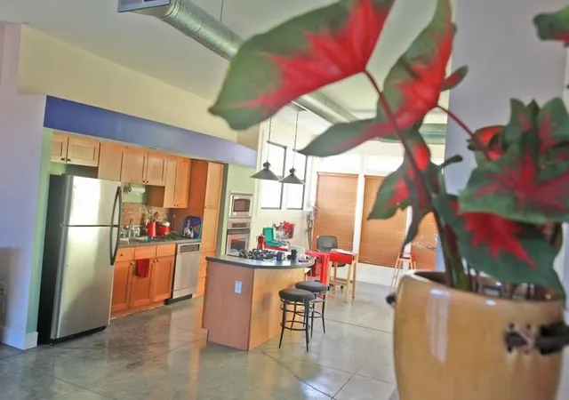 350-peters-st-sw-18-atlanta-ga-30313/hzid_62c4b85c