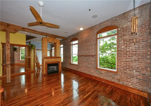 350-peters-st-sw-15-atlanta-ga-30313/hzid_7d031cdd