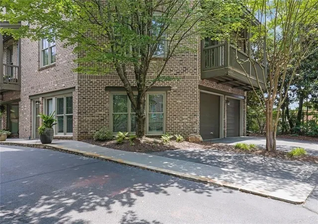 120-green-oak-dr-3-roswell-ga-30075/hzid_80e16faf